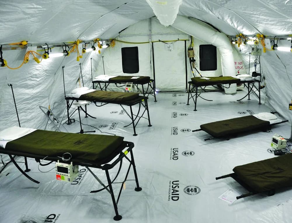 Deployable field medical tent